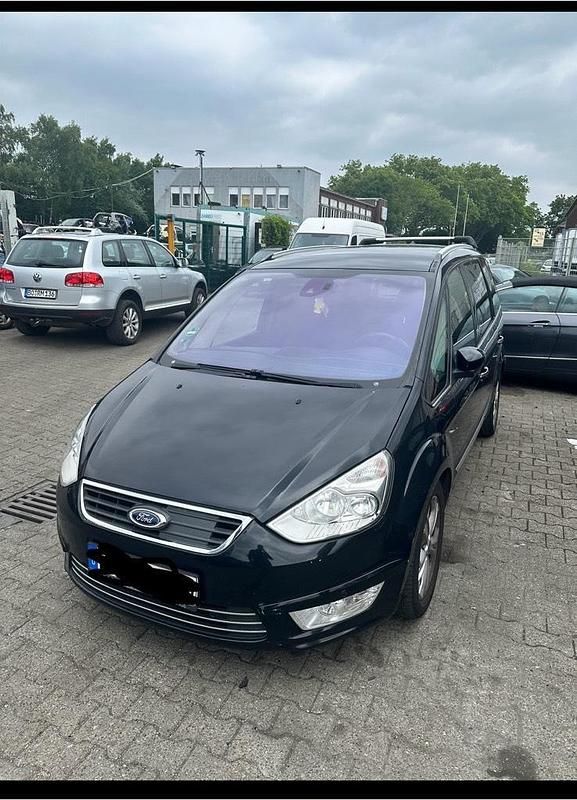 Schwarz Gebraucht 2012 Ford Galaxy Van / Kleinbus | 2.000 € - Bild 1/4
