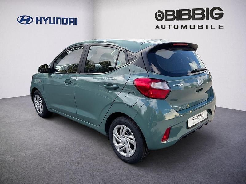 Neu Hyundai i10 Select 63 PS (46 kW) 2026 Grün Kleinwagen
