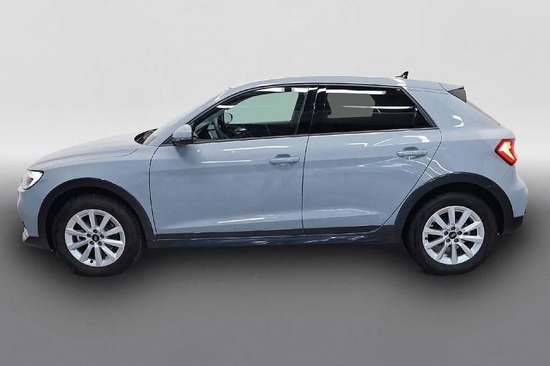Gebraucht Audi A1 116 PS (85 kW) 2025 Grau Limousine