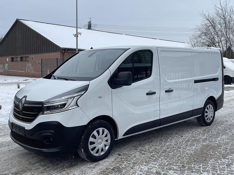 Gebraucht Renault Trafic 145 PS (106 kW) 2020 Weiss Van / Kleinbus