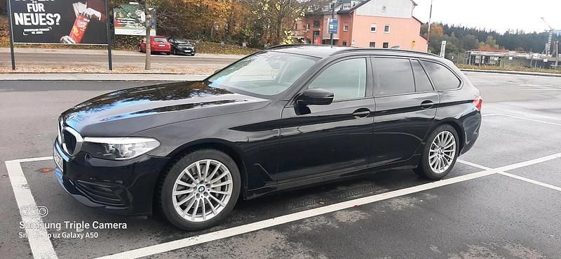 Gebraucht BMW 530 Sport Line 265 PS (194 kW) 2019 Schwarz Kombi