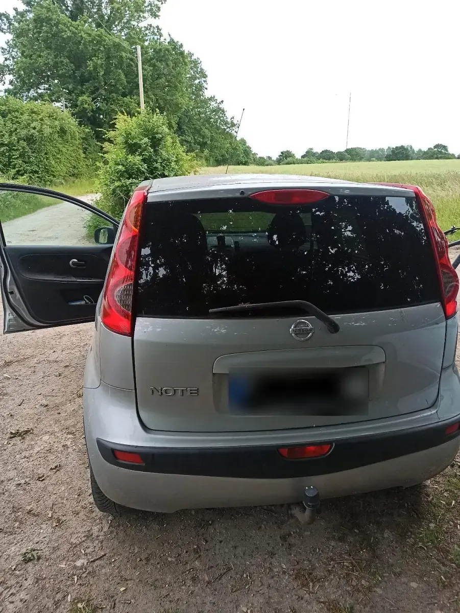 Gebraucht Nissan Note 88 PS (64 kW) 2006 Silber Kleinwagen