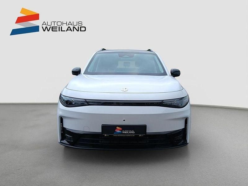 Gebraucht Leapmotor C10 215 PS (158 kW) 2025 Weiß SUV