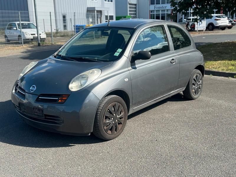 Grau Gebraucht 2004 Nissan Micra Kleinwagen | 750 € (Guter Preis) - Bild 1/4