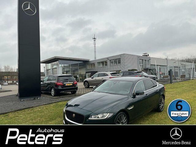 Schwarz Gebraucht 2017 Jaguar XF Prestige Limousine | 12.980 € (Superpreis) - Bild 1/4