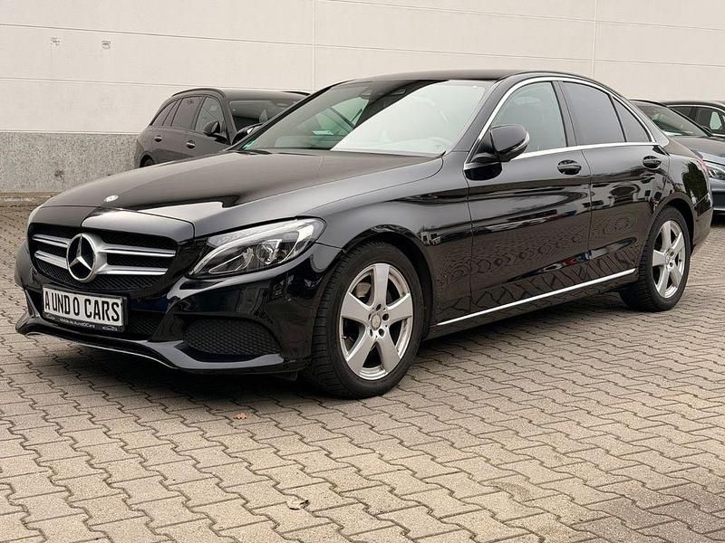 Gebraucht Mercedes C200 Avantgarde 184 PS (135 kW) 2015 Schwarz Limousine