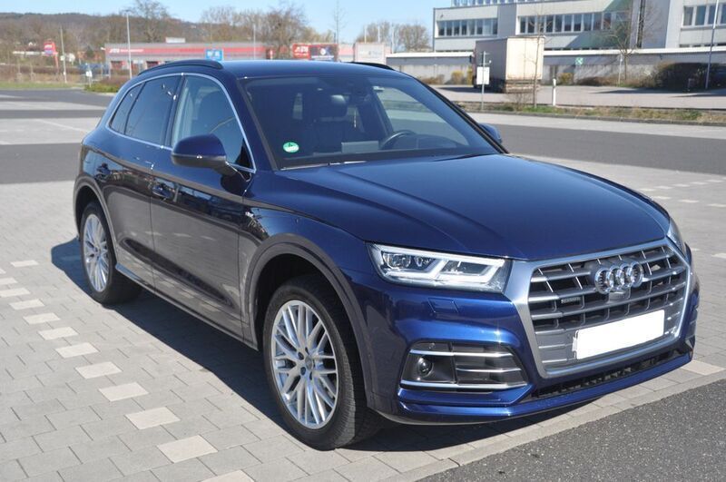 Blau Gebraucht 2019 Audi Q5 Sport SUV | 33.700 € (Fairer Preis) - Bild 1/4