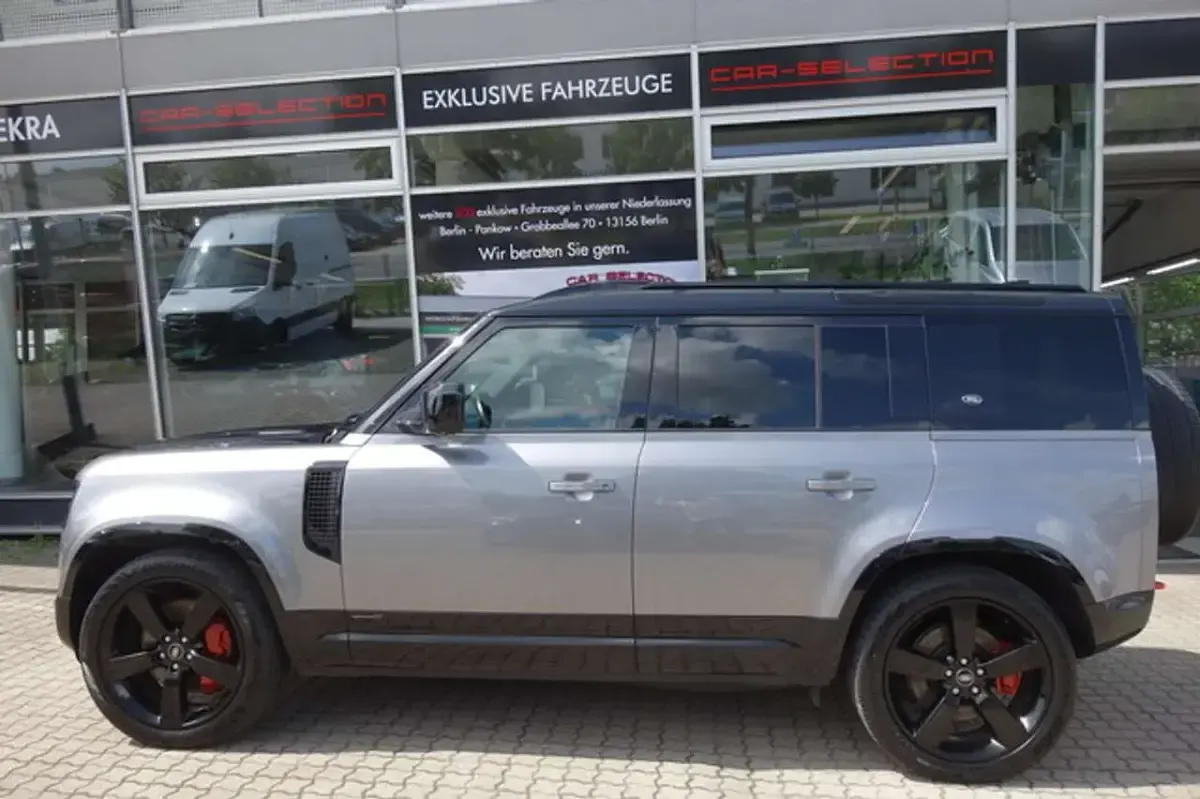 Gebraucht Land Rover Defender 300 PS (220 kW) 2021 Eiger grey SUV