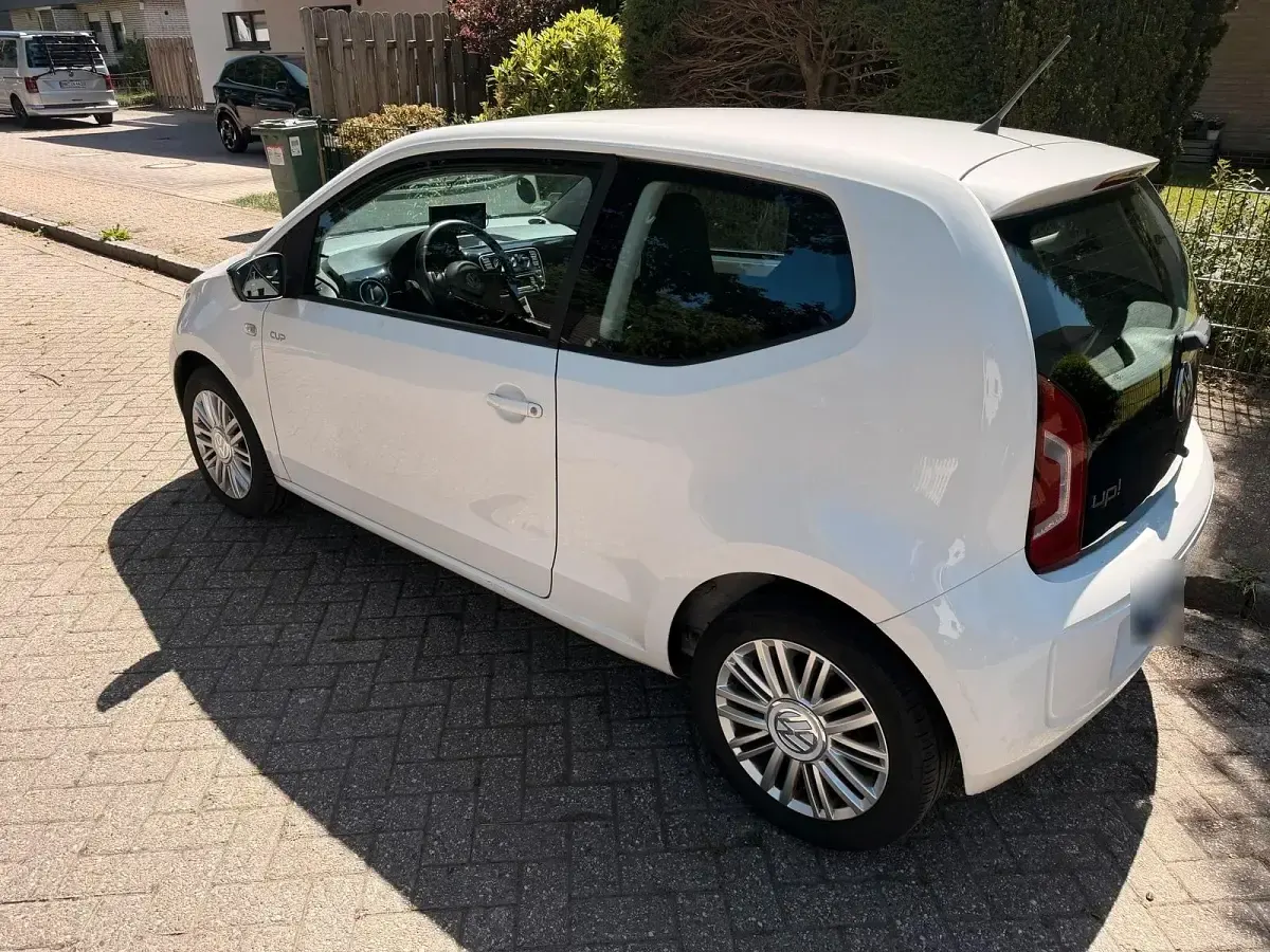 Gebraucht VW up! 60 PS (44 kW) 2014 Weiß Kleinwagen