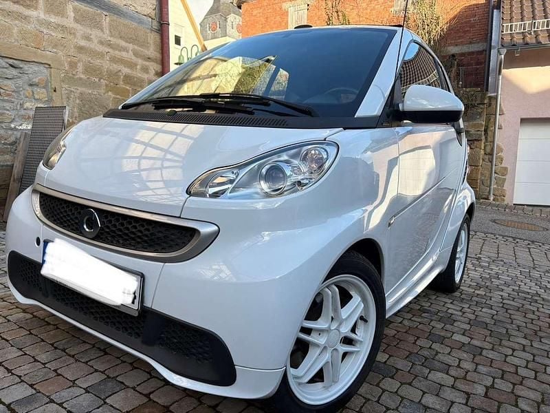 Weiß Gebraucht 2013 Smart ForTwo Cabrio Cabrio | 5.000 € (Superpreis) - Bild 1/4