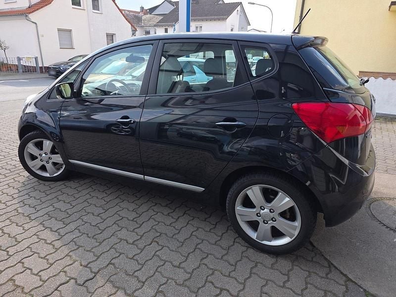 Gebraucht Kia Venga 125 PS (91 kW) 2014 Schwarz Kleinwagen