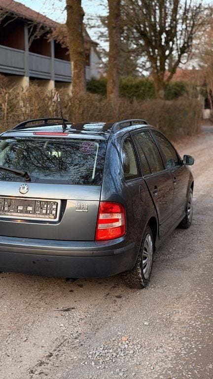Gebraucht Skoda Fabia Ambiente 75 PS (55 kW) 2005 Grau Kombi