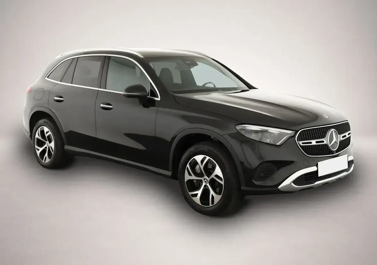 Gebraucht Mercedes GLC300e Avantgarde 333 PS (244 kW) 2024 Schwarz SUV