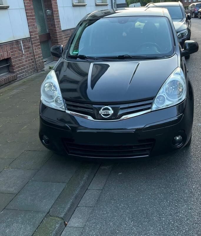 Schwarz Gebraucht 2010 Nissan Note Van / Kleinbus | 3.800 € (Fairer Preis) - Bild 1/4