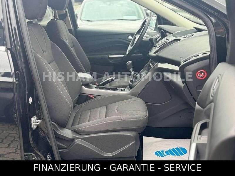 Gebraucht Ford Kuga Trend 150 PS (110 kW) 2015 Schwarz SUV