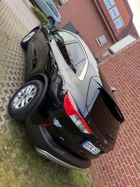 Gebraucht Ford Kuga Titanium 190 PS (139 kW) 2020 Schwarz SUV