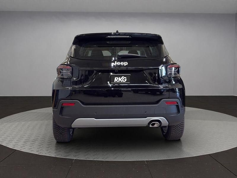 Neu Jeep Avenger Altitude 110 PS (80 kW) 2025 Schwarz SUV