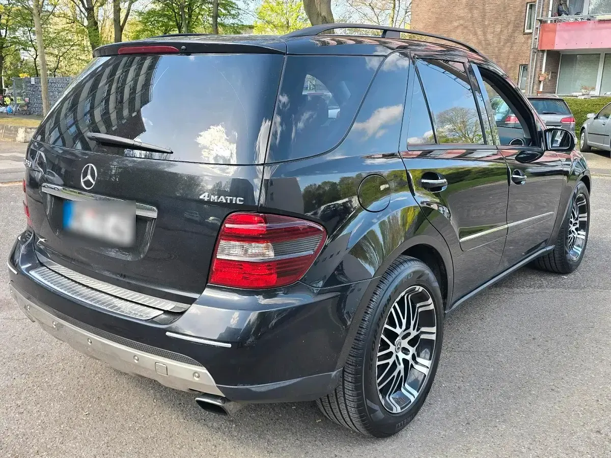 Gebraucht Mercedes ML350 2005 Schwarz SUV