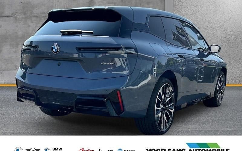 Gebraucht BMW iX M Sport 400 kW (544 PS) 2025 Bmw individual storm bay metal SUV
