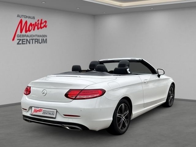 Gebraucht Mercedes C180 156 PS (114 kW) 2019 Weiss Cabrio