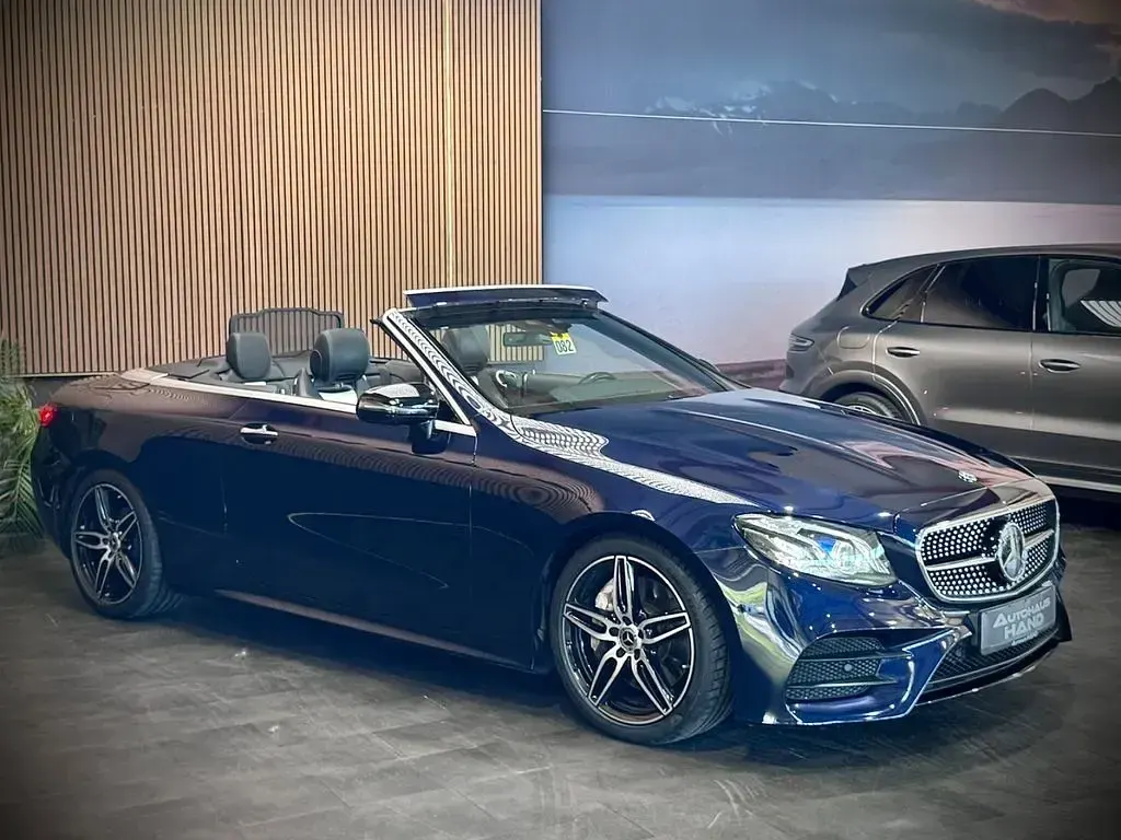 Gebraucht Mercedes E300 AMG line 245 PS (180 kW) 2019 Blau Cabrio