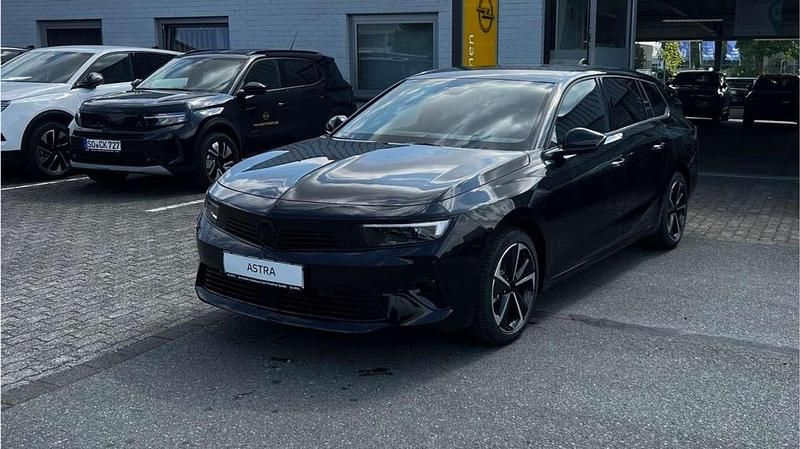 Schwarz (karbon schwarz) Neu 2025 Opel Astra Kombi | 27.490 € (Fairer Preis) - Bild 1/4
