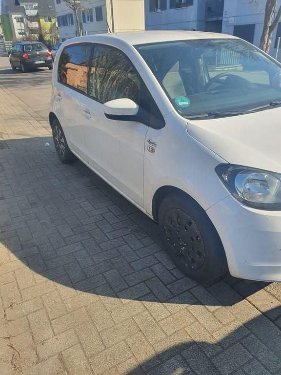 Gebraucht Skoda Citigo Active 60 PS (44 kW) 2014 Grau Kleinwagen