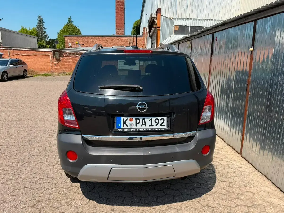 Gebraucht Opel Antara 163 PS (119 kW) 2012 Schwarz SUV