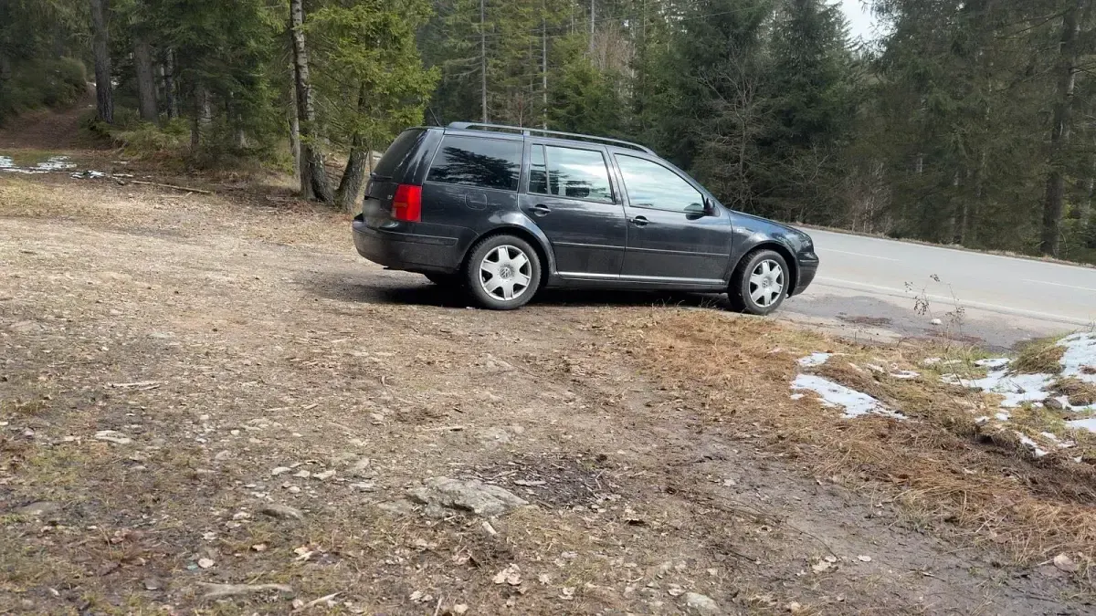 Gebraucht VW Golf IV 116 PS (85 kW) 2000 Schwarz Kombi