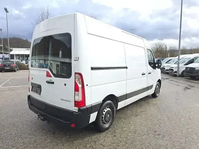 Używany Renault Master 149 KM (109 kW) 2020 Biały Minivan