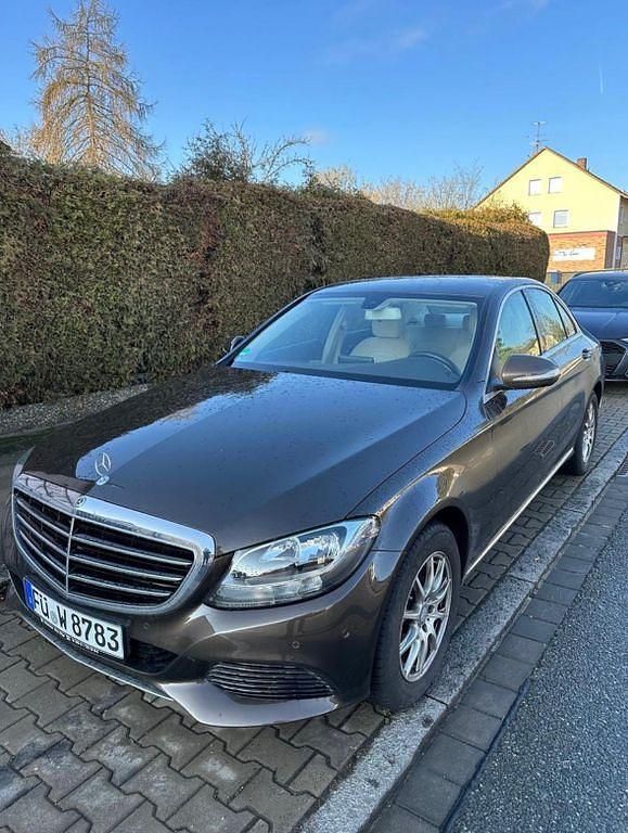 Braun Gebraucht 2014 Mercedes C200 Exclusive Limousine | 15.950 € (Fairer Preis) - Bild 1/4