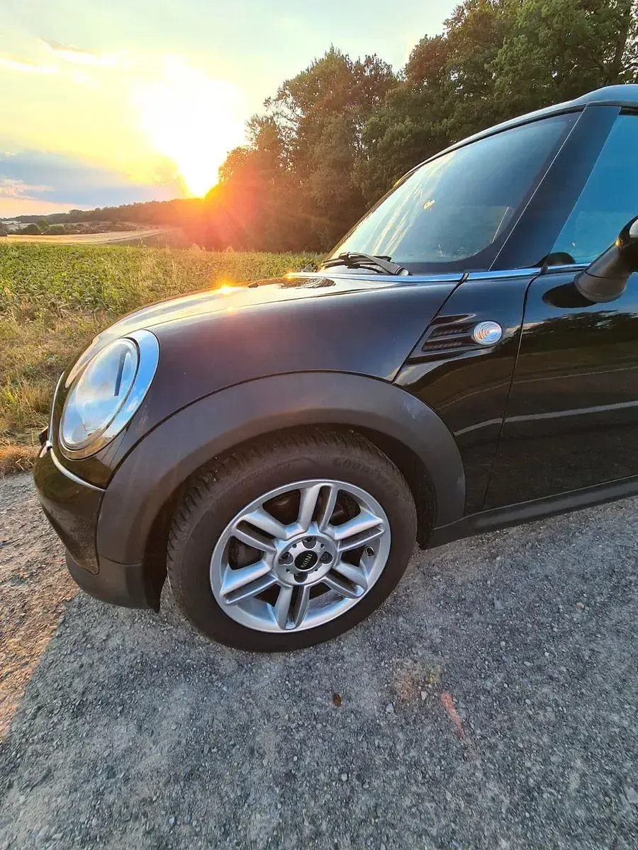Usata Mini Cooper D 111 CV (81 kW) 2012 Nero Utilitaria