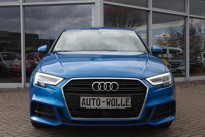 Gebraucht Audi A3 S-Line 116 PS (85 kW) 2018 Blau Limousine