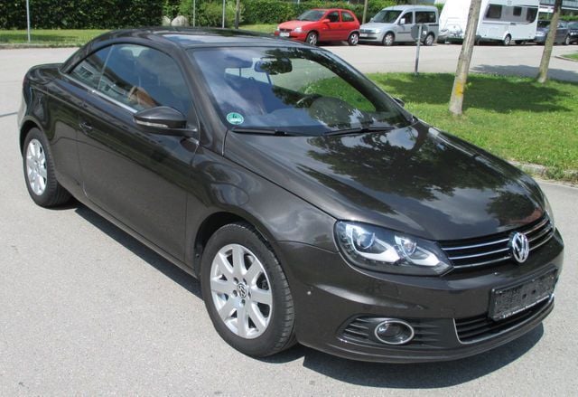 Gebraucht VW Eos 190 PS (139 kW) 2011 Braun metallic Cabrio