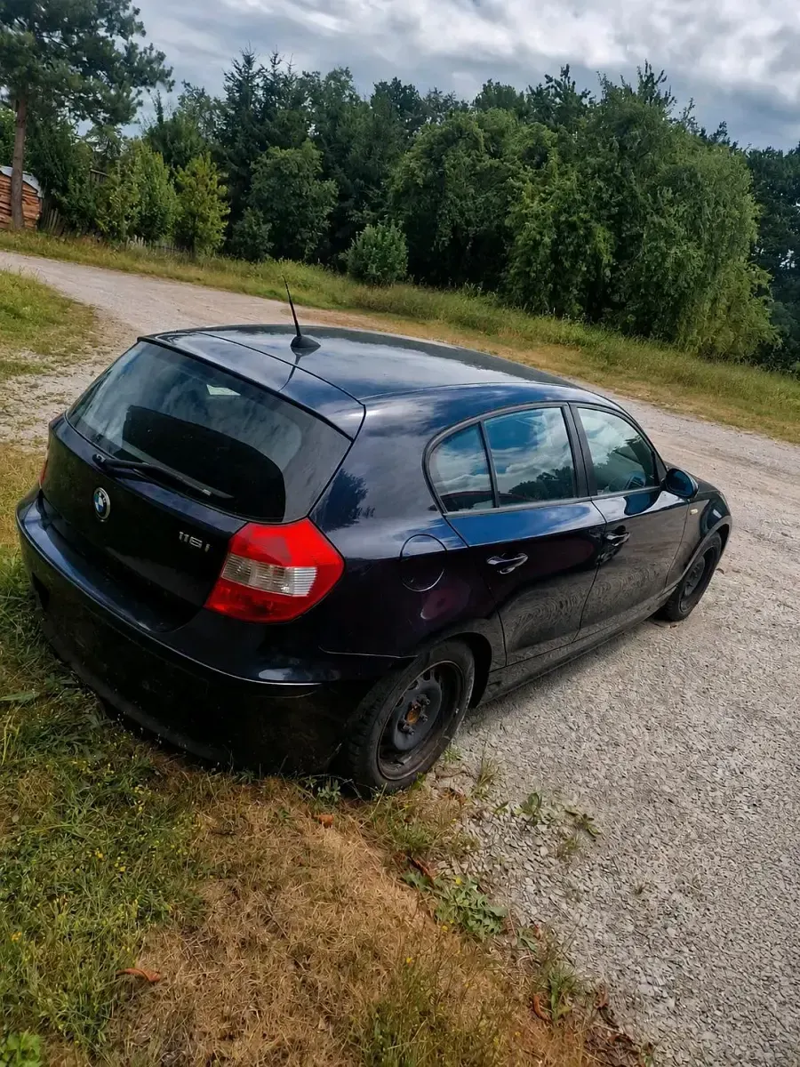Gebraucht BMW 116 116 PS (85 kW) 2006 Blau Kleinwagen