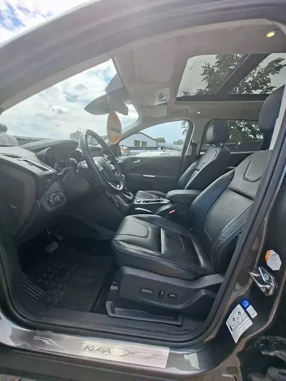 Używany Ford Kuga Titanium 182 KM (133 kW) 2016 Szary SUV