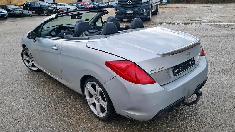 Gebraucht Peugeot 308 CC 155 PS (114 kW) 2011 Silber Cabrio