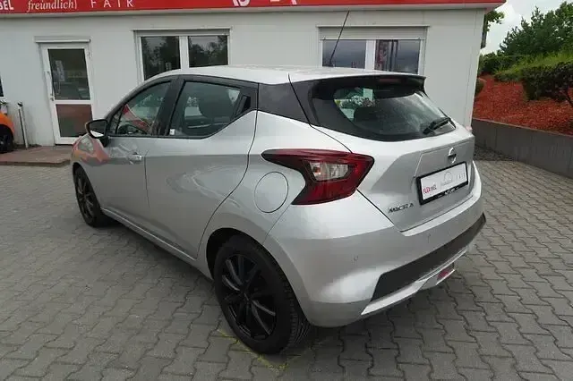 Gebraucht Nissan Micra N-Way 92 PS (67 kW) 2021 Platinumsilber (metallic) Kleinwagen