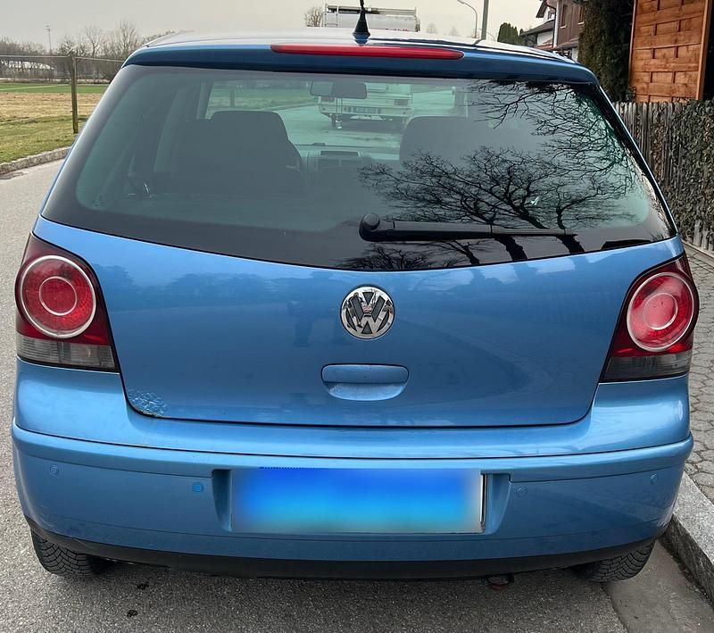 Gebraucht VW Polo 65 PS (47 kW) 2008 Blau Kleinwagen
