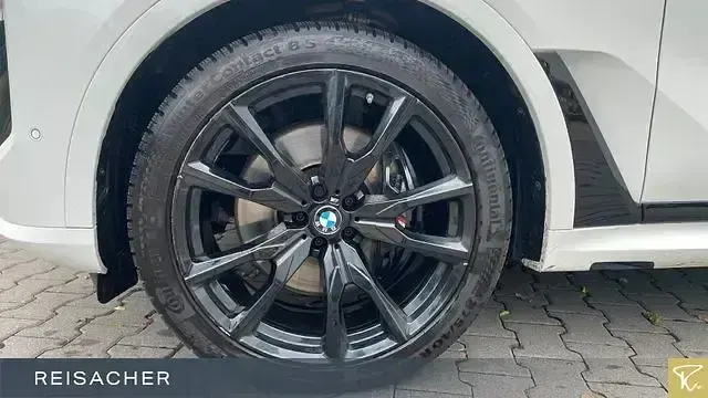 Gebraucht BMW X7 Efficient Dynamics 340 PS (250 kW) 2023 Alpinweiß uni SUV