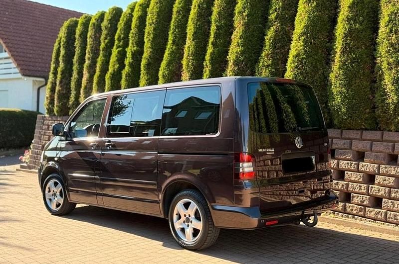 Gebraucht VW Multivan Sport 131 PS (96 kW) 2006 Braun Van