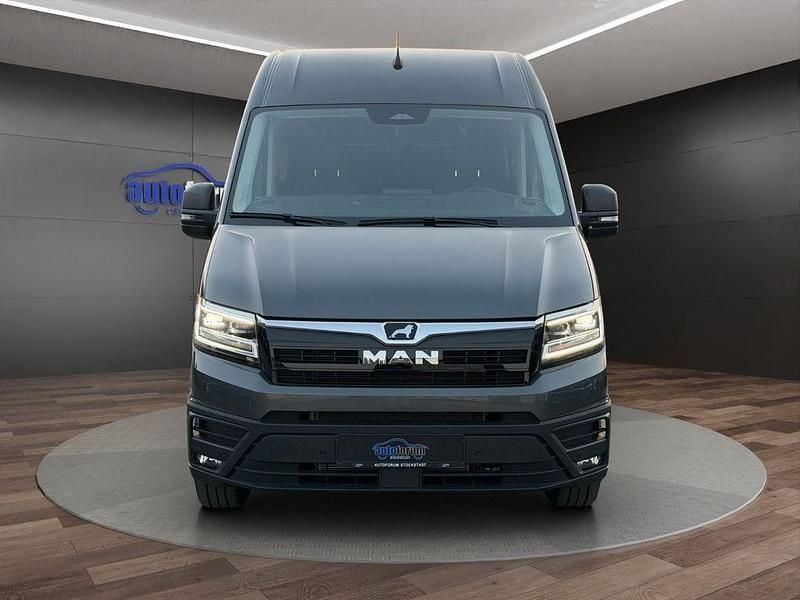 Neu MAN TGE 177 PS (130 kW) 2026 Grau Van