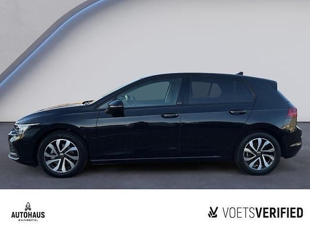 Gebraucht VW Golf VIII Active 150 PS (110 kW) 2022 Schwarz Limousine