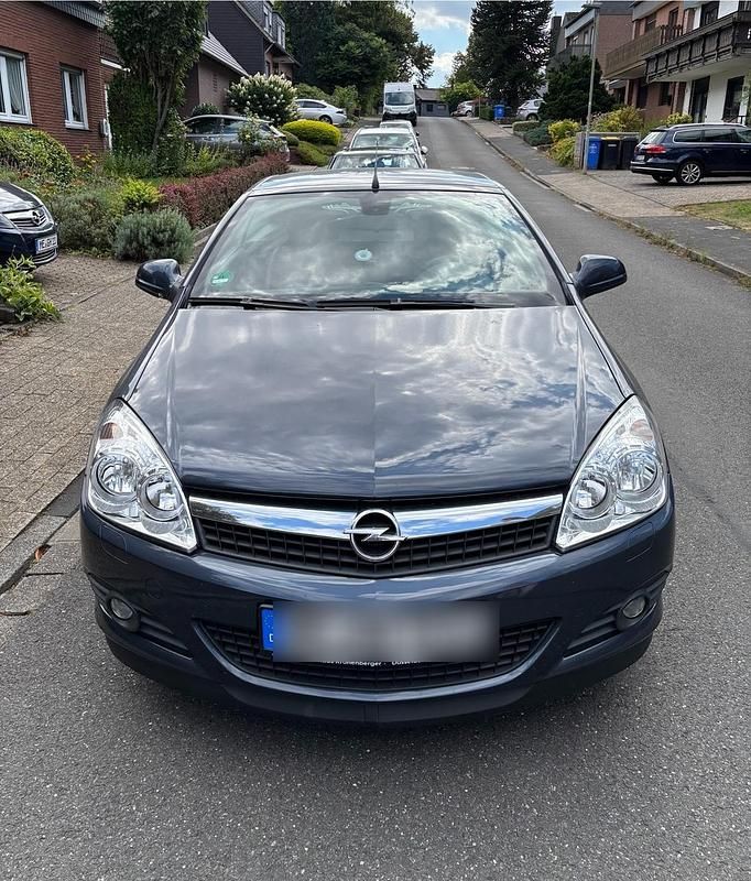 Blau Gebraucht 2009 Opel Astra Cabriolet Cosmo Cabrio | 6.800 € - Bild 1/4