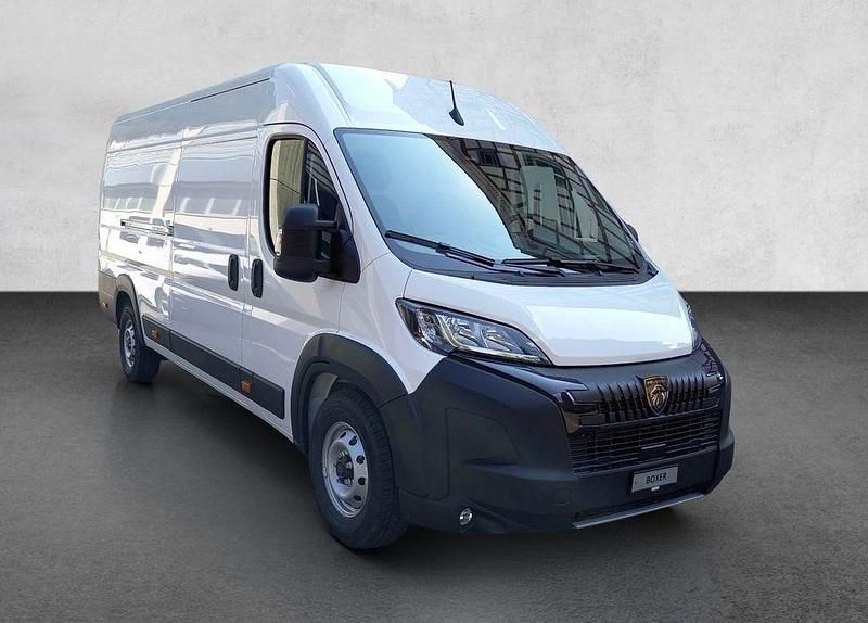 Weiß Gebraucht 2024 Peugeot Boxer Van | 28.490 € (Fairer Preis) - Bild 1/4