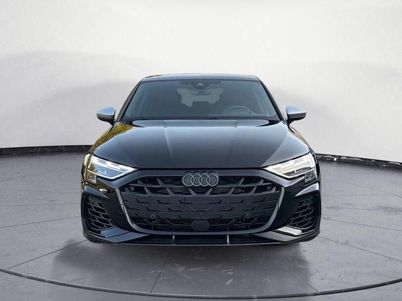 Gebraucht Audi S3 Advanced 333 PS (244 kW) 2025 Schwarz Limousine