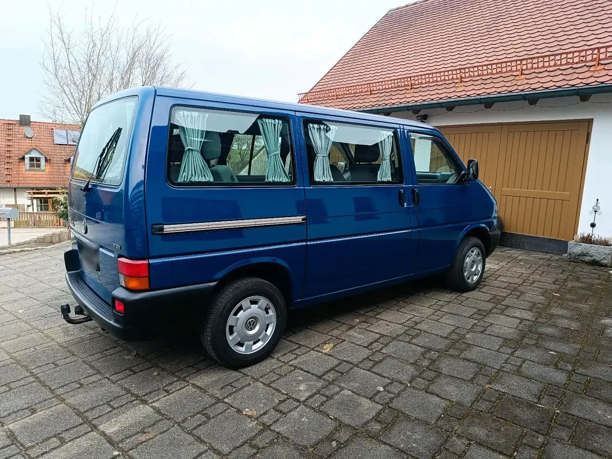 Usado VW T4 102 HP (75 kW) 2003 Azul Van