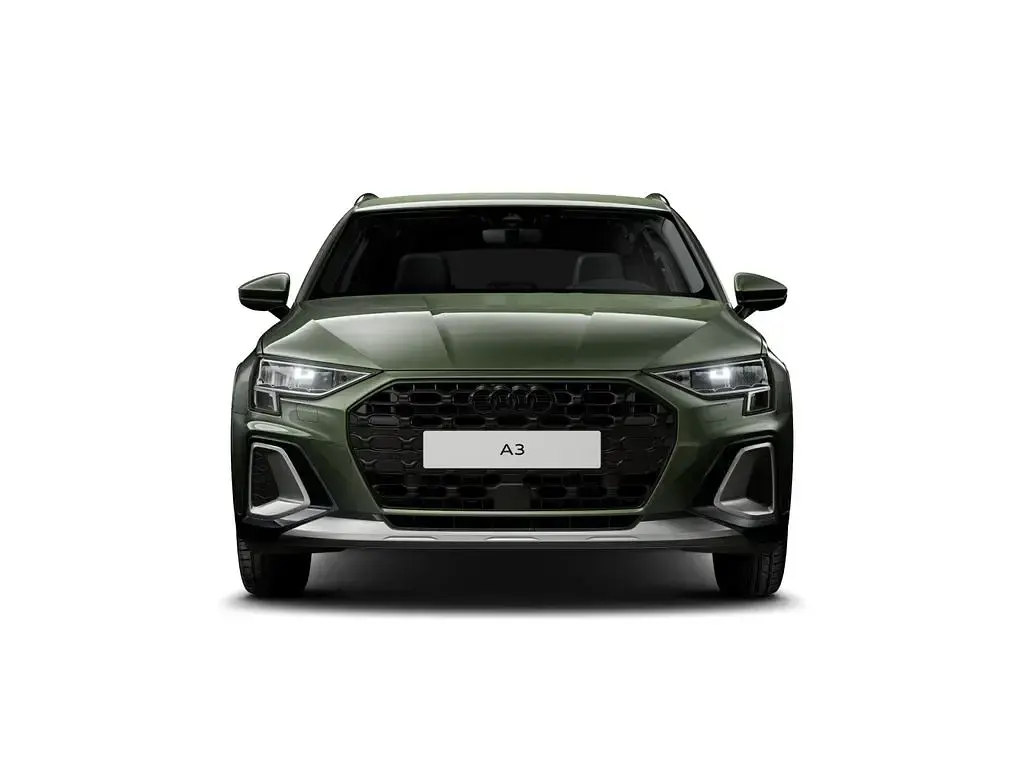 Gebraucht Audi A3 Ambiente 150 PS (110 kW) 2025 Distriktgrün metallic Limousine