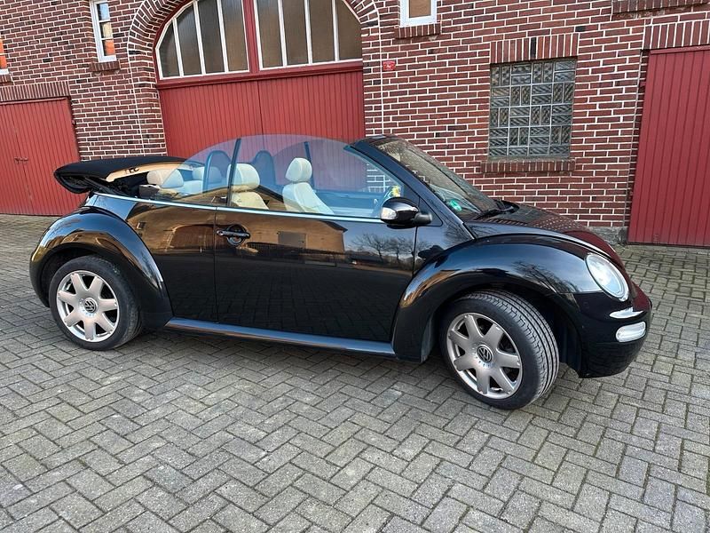 Gebraucht VW New Beetle Highline 116 PS (85 kW) 2005 Schwarz Kleinwagen