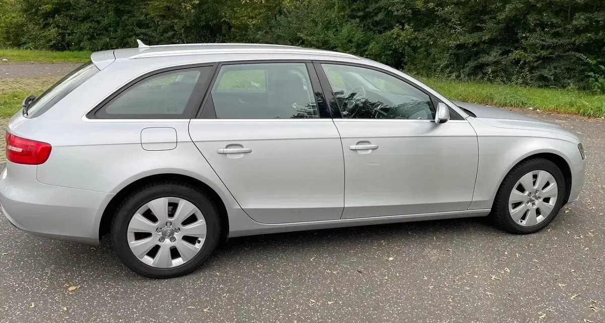 Gebraucht Audi A4 141 PS (103 kW) 2014 Silber Kombi